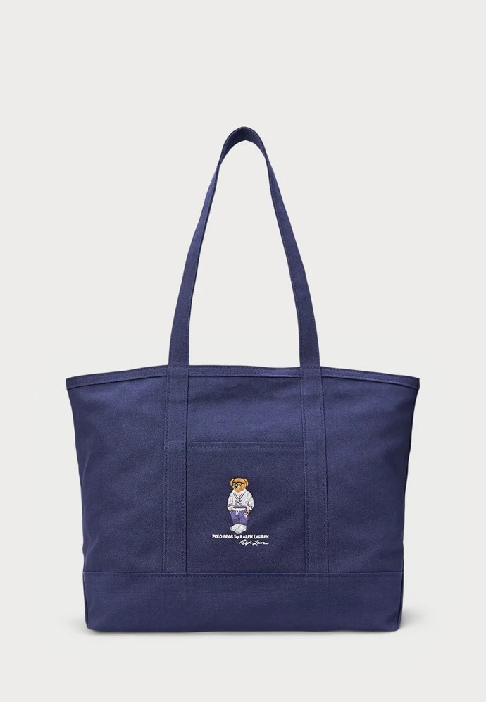 Látková taška, Polo Ralph Lauren, 5200 Kč
Látková taška, Polo Ralph Lauren, 5200 Kč