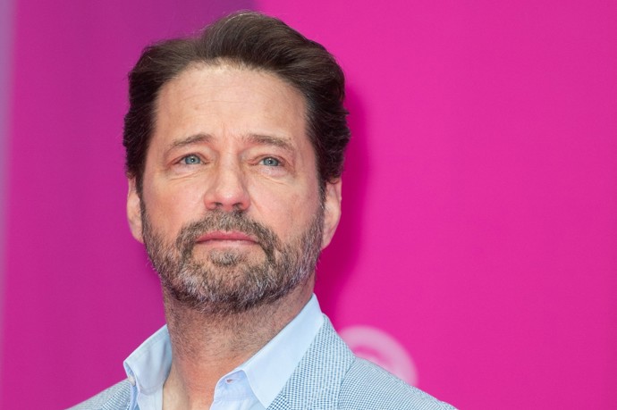Jason Priestley
