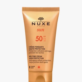 Opalovací krém na obličej SPF 50, Nuxe, 482 Kč
