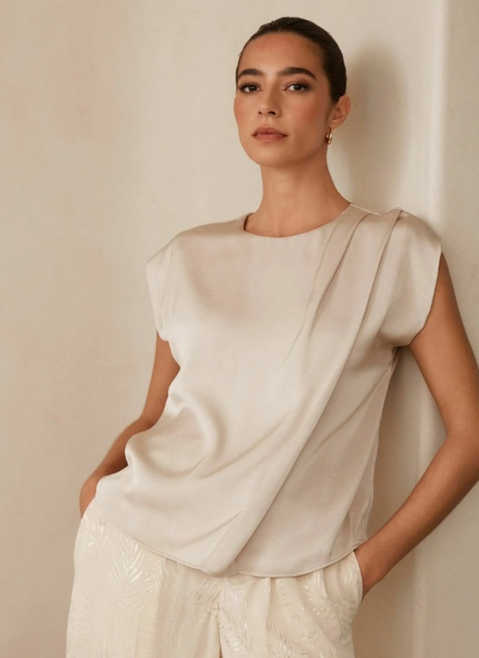 Elegantní halenka, Next, 1 056 Kč
Elegantní halenka, Next, 1 056 Kč