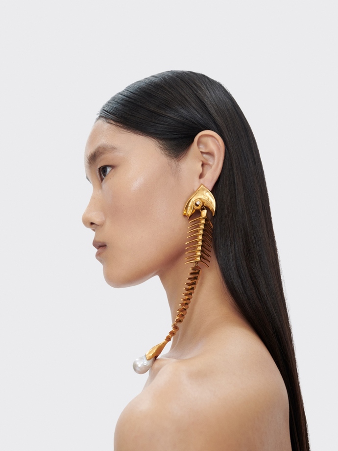 Schiaparelli, 3100 eur
Schiaparelli, 3100 eur