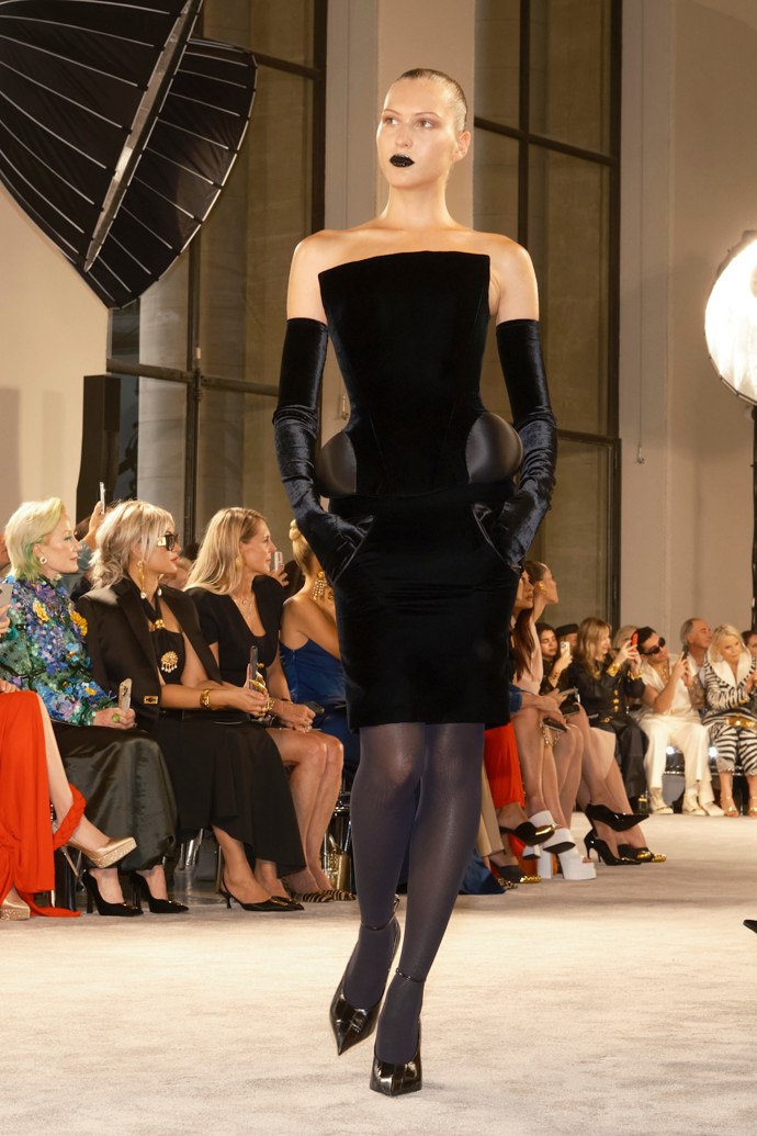 Schiaparelli haute couture podzim 2025
Schiaparelli haute couture podzim 2025
