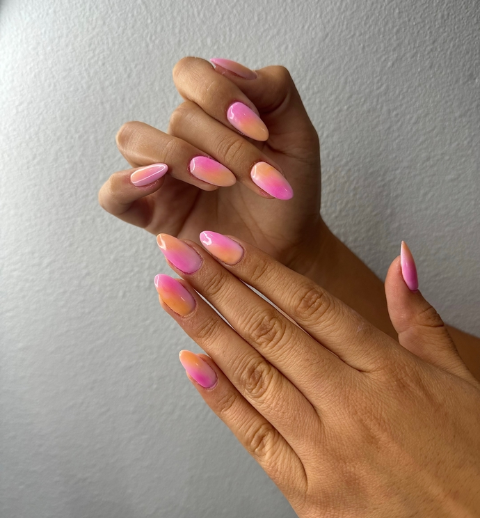 Ombré manikúra
Ombré manikúra