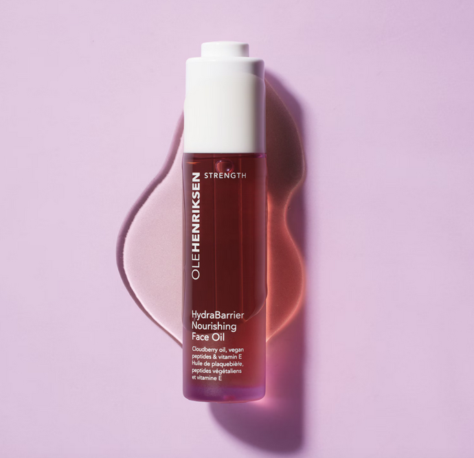 Hydrabarrier Nourishing Face Oil je pleťový olej s peptidy a oleji ze skandinávských bobulí, který pomáhá udržovat vlhkost po celý den, zlepšuje strukturu pleti a posiluje ji. 1550 Kč
