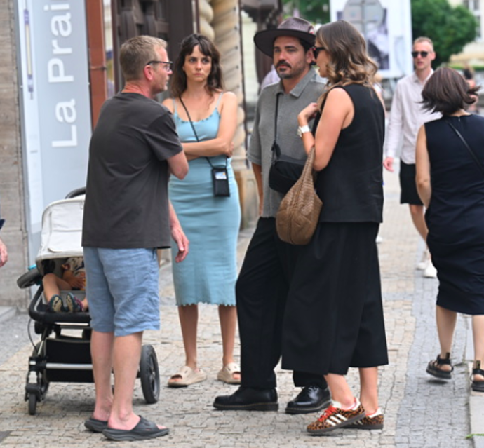 Vojta Kotek a Matěj Hádek s partnerkami
Vojta Kotek a Matěj Hádek s partnerkami
