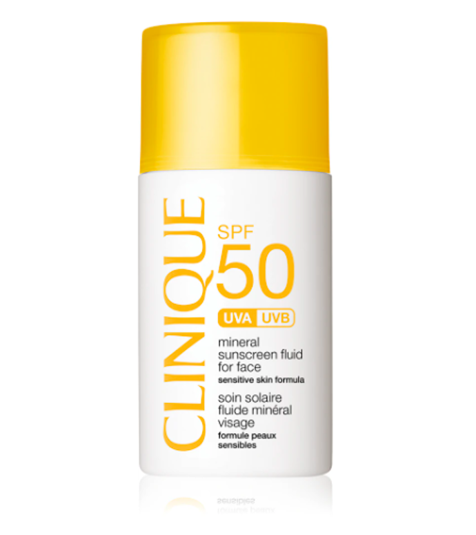 Krém s SPF, Clinique, 870 Kč
Krém s SPF, Clinique, 870 Kč