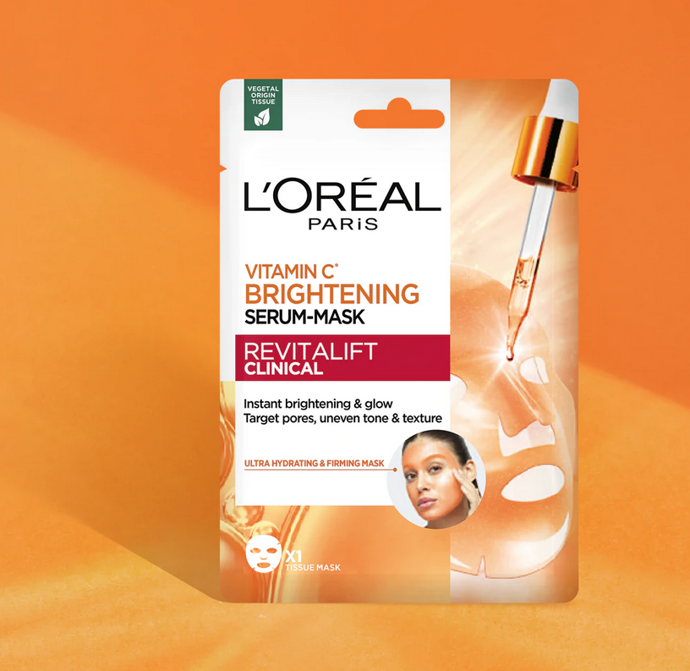 Rozjasňující pleťová maska s vitaminem C L’Oréal Paris Revitalift Clinical vaši pleť přirozeně hydratuje a vyrovnává tón pleti. Díky vitaminu C bude vaše pleť svěží, zářivá a vyhlazená jako čerstvě po probuzení do krásného rána. 100 Kč
