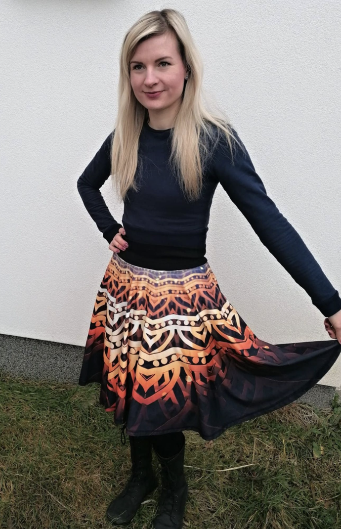 Kolová dámská sukně mandala, Nikolex, 850 Kč
