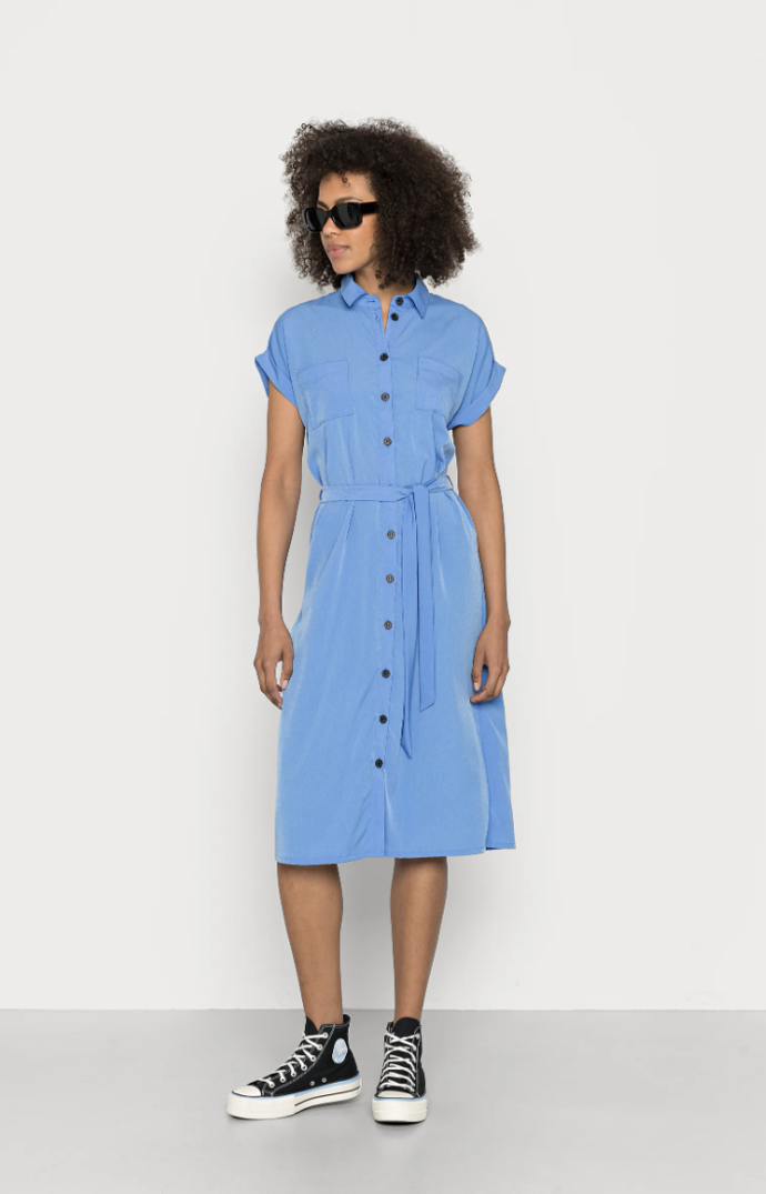 Košilové šaty Ultramarine, ONLY, Zalando, 999 Kč
