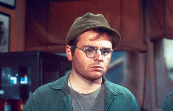 Gary Burghoff v roli Radara v americkém seriálu MASH
