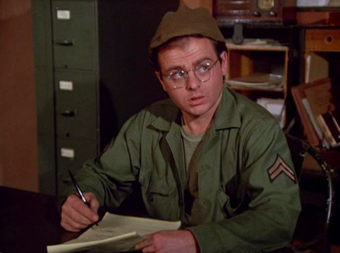 Gary Burghoff v roli Radara v americkém seriálu MASH
