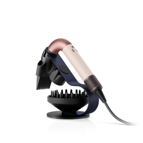 Fén Dyson Supersonic r™, 15 898 Kč (cena v síti Datart)

Fén je navržen tak, aby umožnil rychlé a přesné sušení vlasů s maximální kontrolou nad proudem vzduchu. 
