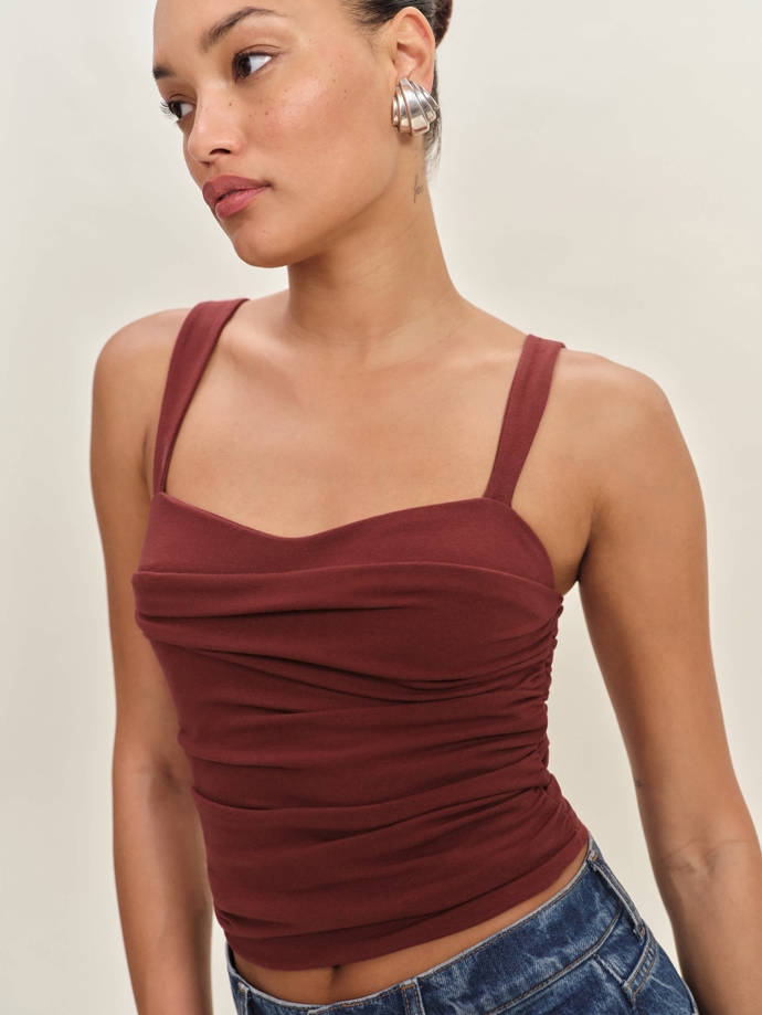 Top, Reformation, 2300 Kč
