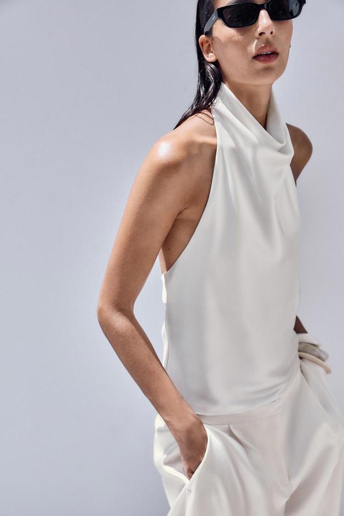 Top, Zara, 549 Kč
Top, Zara, 549 Kč