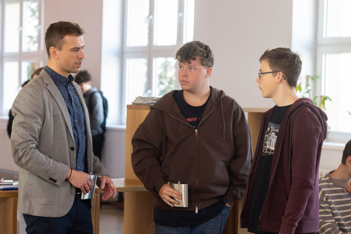 Petr Komínek v roli Martina Koldy v nekonečném seriálu Ulice
Petr Komínek v roli Martina Koldy v nekonečném seriálu Ulice