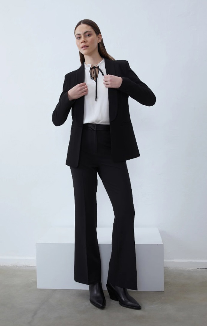 Retro power suit, Anna Field, 808 Kč
