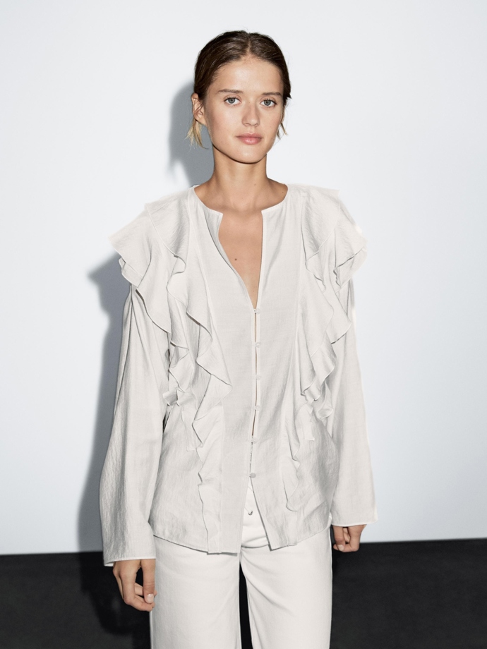 Blůza, Massimo Dutti, 1599 Kč
Blůza, Massimo Dutti, 1599 Kč