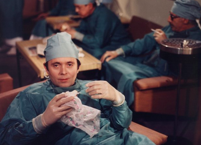 Josef Abrhám hrál záletného doktora Blažeje
Josef Abrhám hrál záletného doktora Blažeje