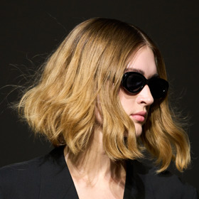Curved bob
