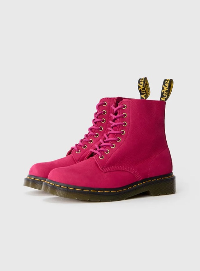 Růžové kotníkové boty, Dr. Martens, 4 800 Kč
