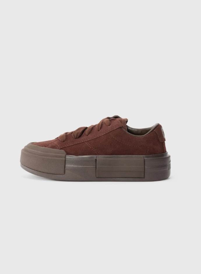 Tenisky na platformě, Converse, 2 160 Kč
