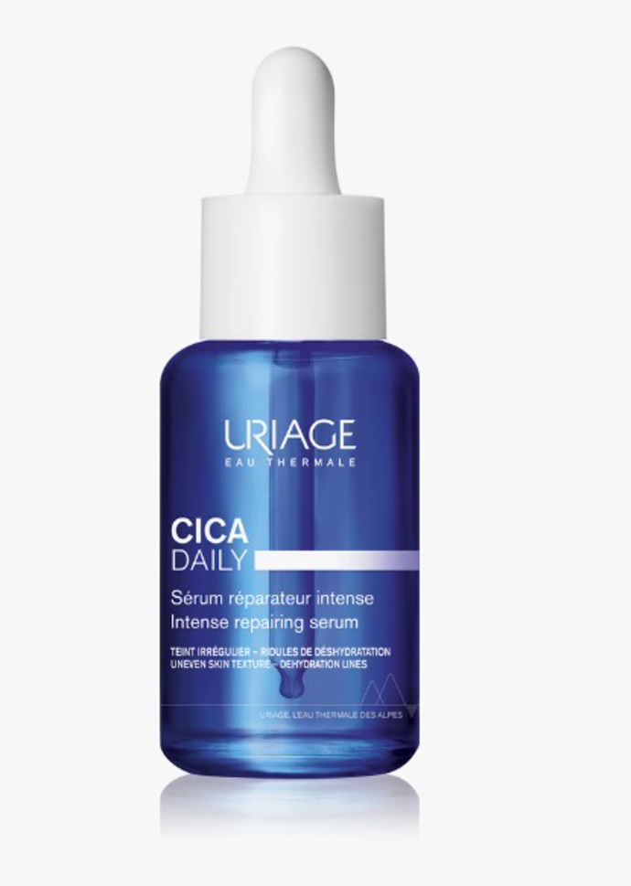 Regenerační sérum pro oslabenou pleť, Uriage, 750 Kč
