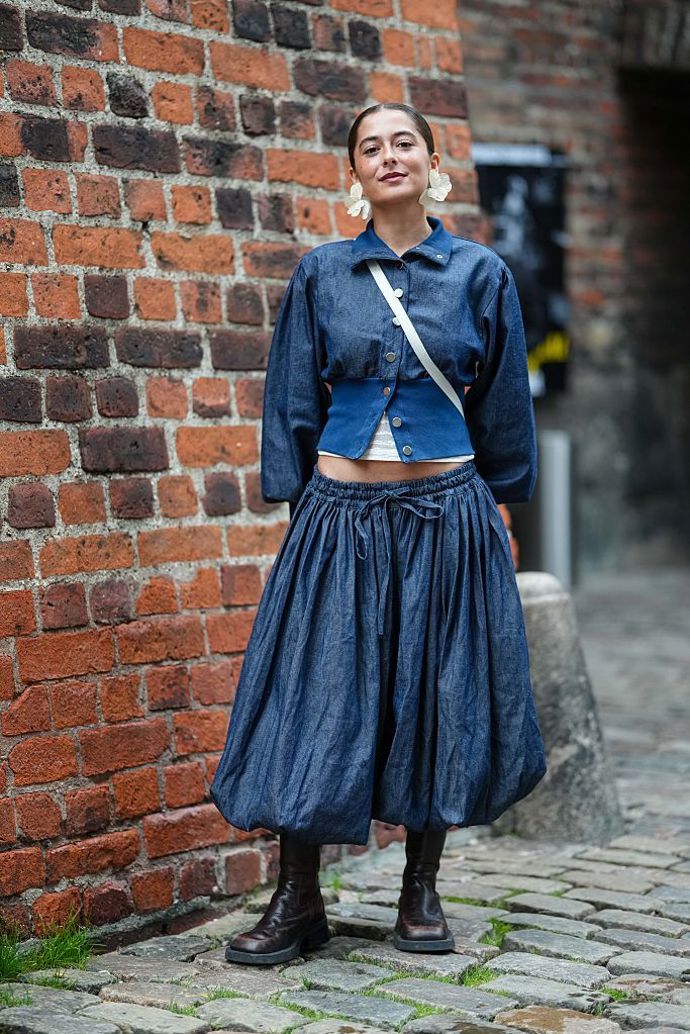 All denim outfit se hodí do všech ročních období.
