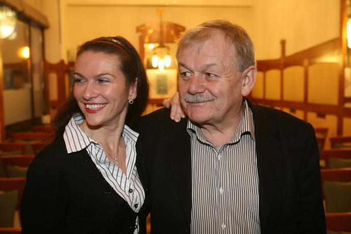 Po boku své fanynky Ivy našel Karel štěstí
Po boku své fanynky Ivy našel Karel štěstí