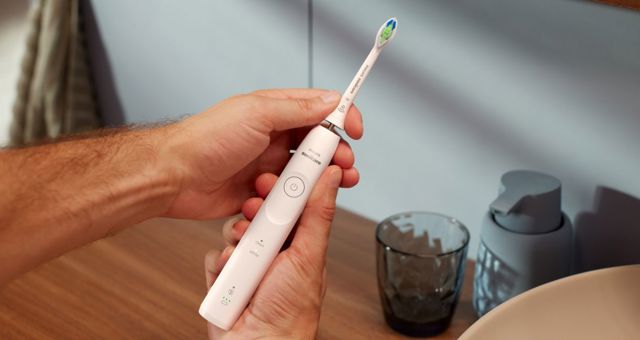 Krása začíná uvnitř: proč si dopřát ústní wellness každý den 