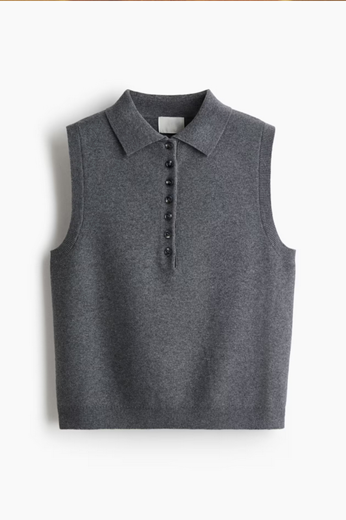Pletená vesta, H&M, 569 Kč
