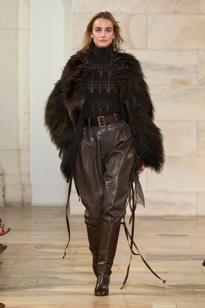 Ralph Lauren podzim/zima 2025-2026
Ralph Lauren podzim/zima 2025-2026