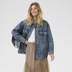 Oversized džínová bunda s třásněmi, Cream, 3 360 Kč
