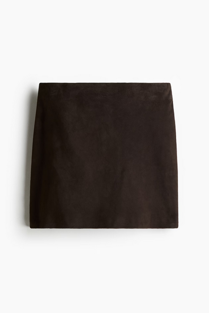 Semišová sukně, H&M, 3 999 Kč
