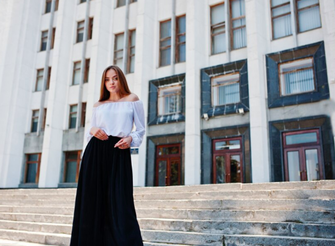 A to nejdůležitější? Můžete se v nich cítit žensky, pohodlně a elegantně zároveň.
