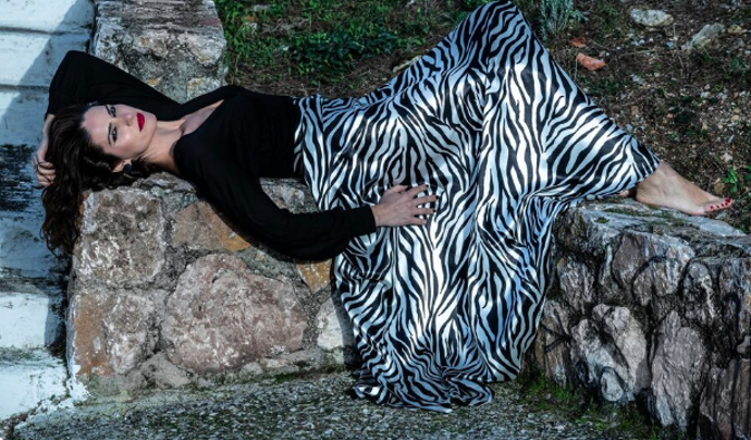 Leopardí vzor a semišový materiál se vrací ve velkém a tentokrát nejen jako krátkodobý trend, ale jako skutečné stylové prohlášení. 
