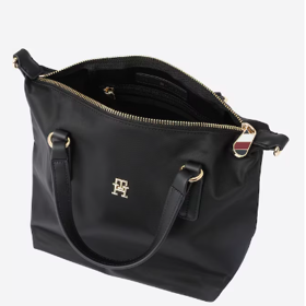 TOMMY HILFIGER Kabelka 2499 Kč
