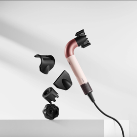 Před rokem společnost Dyson představila nový revoluční profesionální vysoušeč vlasů Dyson Supersonic r™, který je vybaven novými technologiemi. Citlivé topné těleso, motor Hyperdymium TM s vysokým výkonem a čipy RFID (Radio Frequency Identification) v inteligentních nástavcích, které komunikují s fénem, automaticky nastavují motor a topné těleso tak, aby poskytovaly optimální proudění vzduchu a teplotu. Nyní však společnost Dyson uvedla tento přístroj do běžného prodeje. Díky tomu můžete dopřát svým vlasům každodenní profesionální péči v pohodlí domova.

Cena: 14990 Kč
