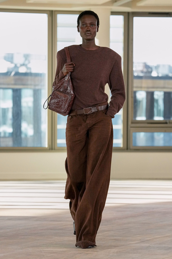 Stella McCartney podzim/zima 2025-2026
Stella McCartney podzim/zima 2025-2026