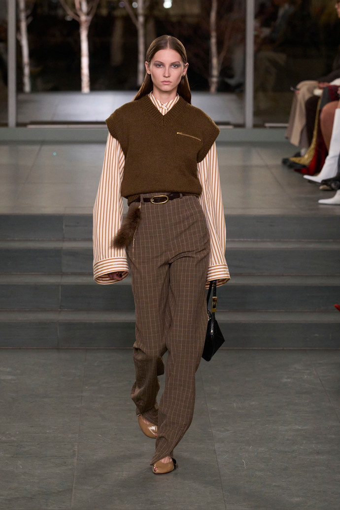 Tory Burch podzim/zima 2025-2026
Tory Burch podzim/zima 2025-2026