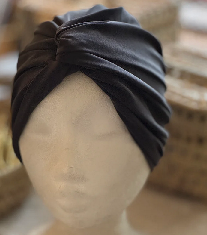 Černý turban, L´Oriental, 312 Kč
