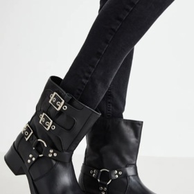 Biker boots, Steve Madden, 2 376 Kč
