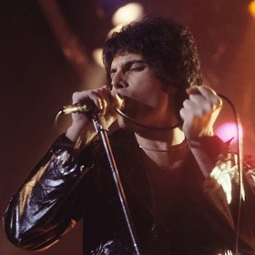 Freddie Mercury
