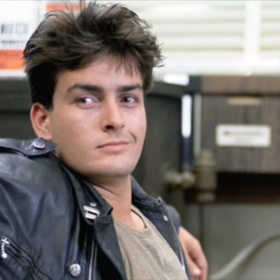 Charlie Sheen coby muž s tygří krví
