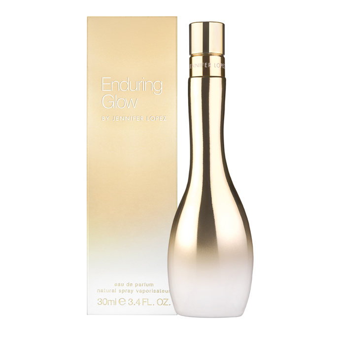 Eau de Parfum

Jennifer Lopez Enduring Glow, EdP, 799 Kč, Globus

Vůně nabitá rafinovanými květinovými a ovocnými tóny vyjadřuje novou kapitolu v nadčasové kariéře Jennifer Lopez, která chce inspirovat své fanoušky k tomu, aby se stejně jako ona nebáli plnit si své sny. Do její kompozice hvězda vložila své oblíbené ingredience – italský bergamot, orosenou hrušku a liči. Kytice čerstvých magnolií, růžových pivoněk a lístků fialky v srdci upoutá pozornost, zatímco pižmo, bílá ambra a santalové dřevo v základu dávají vůni plnost. 

 

