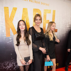 Charlotte, Ivana a Nelly
