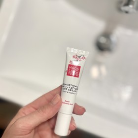 Oční krém Anti-fatique, Hada Labo Tokyo, 268 Kč
