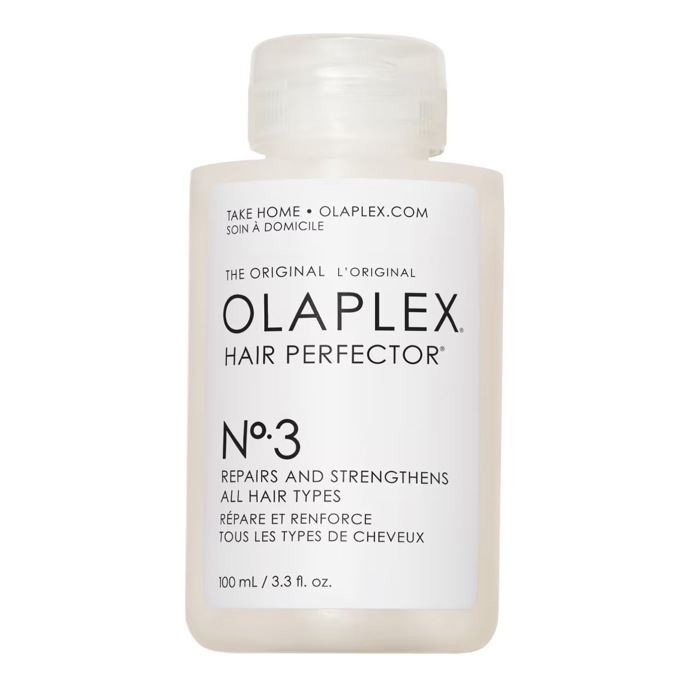 Šampon, Olaplex, 750 Kč
Šampon, Olaplex, 750 Kč