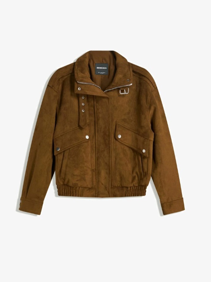Semišový bomber, Bershka, 1 299 Kč
