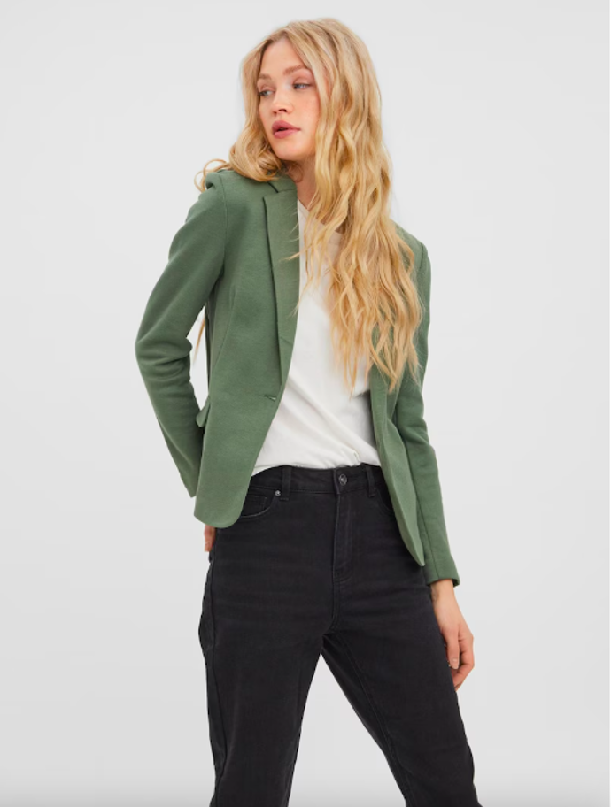 VERO MODA Blejzr 939 Kč

