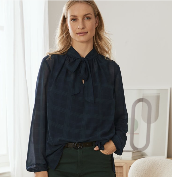 Halenka Tchibo, 299 Kč (nyní ve slevě)
Halenka Tchibo, 299 Kč (nyní ve slevě)